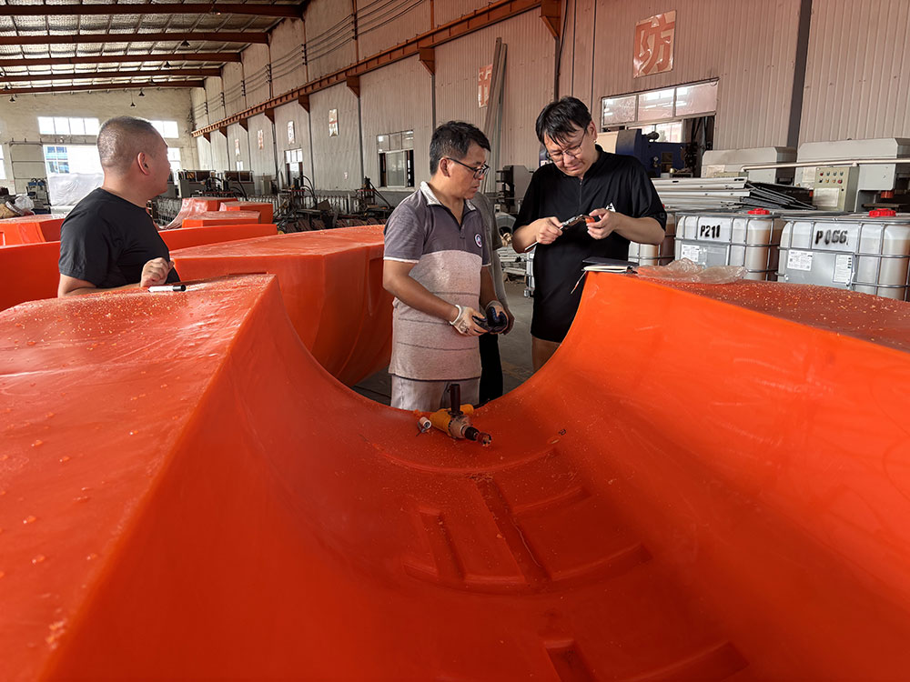 Fine processing of Zhengda floating body achieves excellent quality